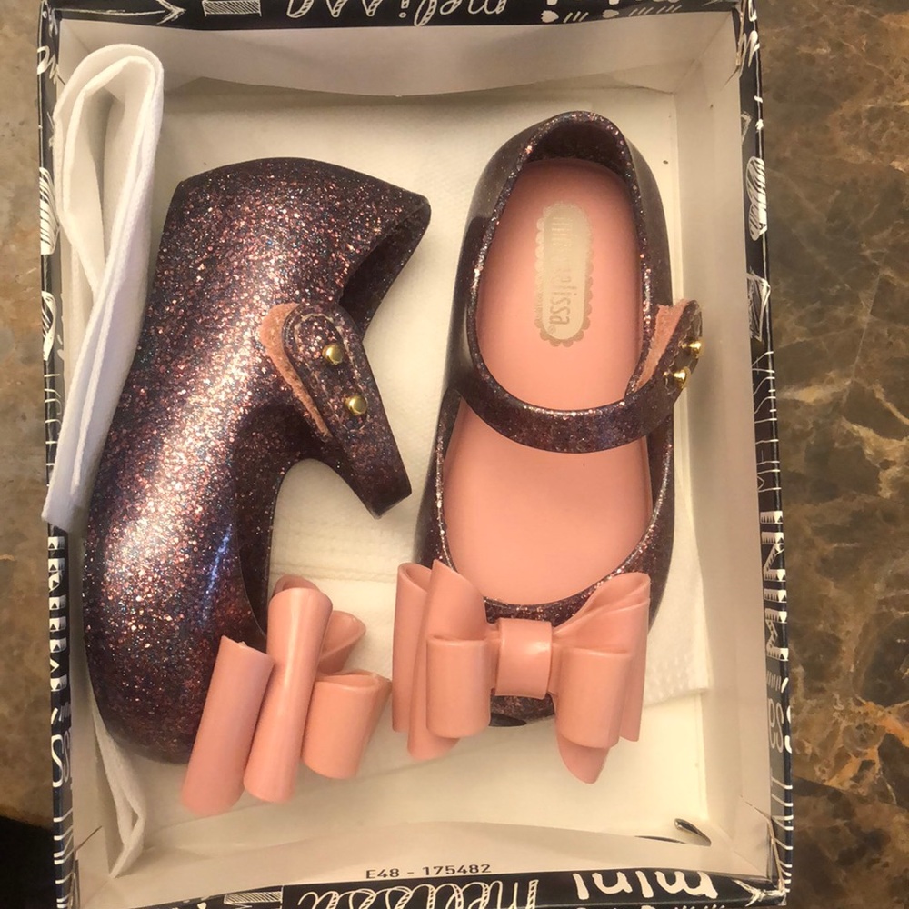 Dress shoes